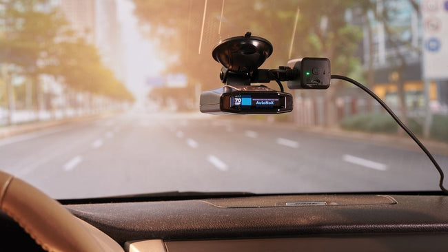 Escort M1 gallery in car 1280x720